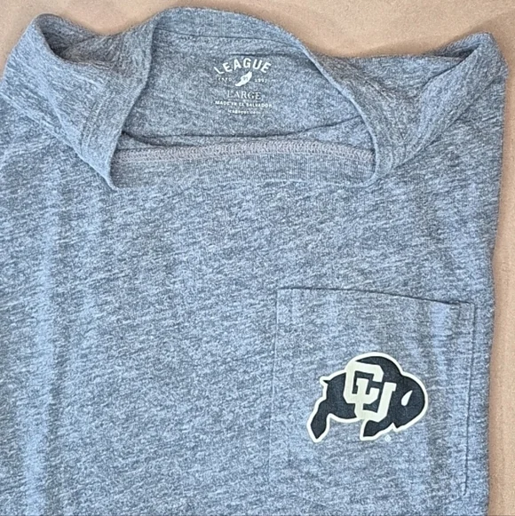 League Colorado Buffaloes Gray Short Sleeve Tee 1280/225 - Picture 2 of 6